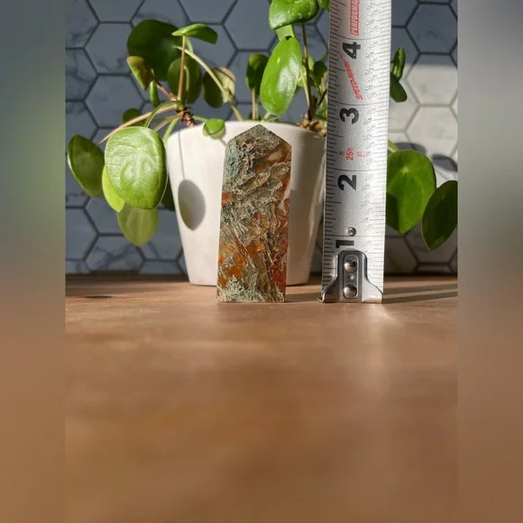 Fire Agate Crystal Tower - Picture 9 of 9